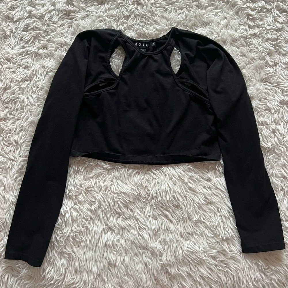 Motel Rocks Cajsa Long Sleeve Black - Picture 2 of 6